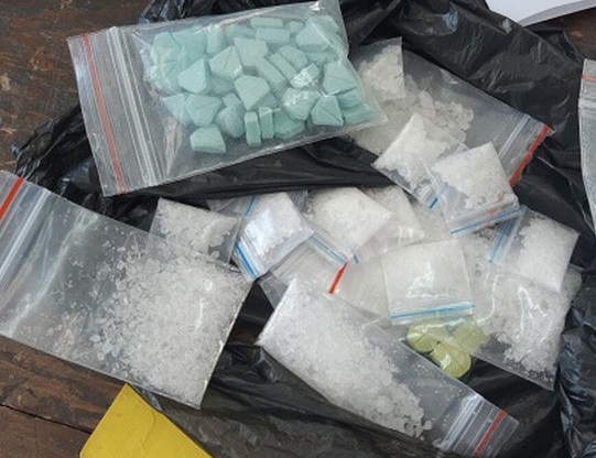 Miu Lê dương tính cùng lúc Methamphetamine, Ketamine và MDMA: Mỗi loại nguy hiểm thế nào?- Ảnh 4.