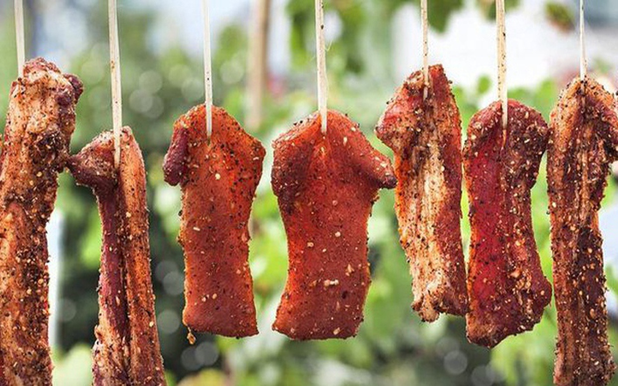 Nắng nóng đỉnh điểm, món thịt heo một nắng đang hot MXH: Trước khi đem phơi khô đừng quên các thao tác này!- Ảnh 1.