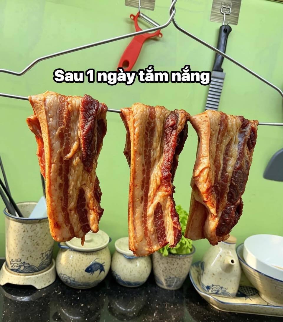 Nắng nóng đỉnh điểm, món thịt heo một nắng đang hot MXH: Trước khi đem phơi khô đừng quên các thao tác này!- Ảnh 3.