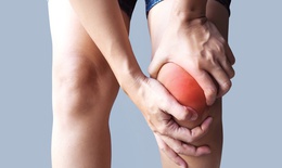 Đau gối, cứng khớp,...dấu hiệu cảnh báo thoái hóa khớp gối không nên bỏ qua