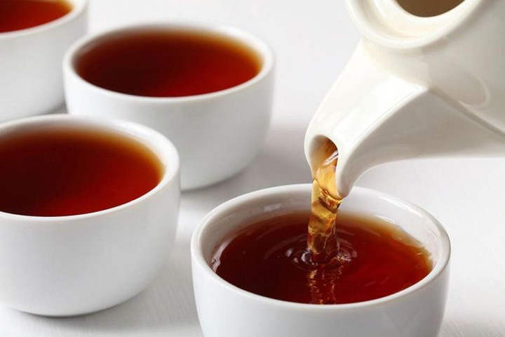 Từ ngày mai, sáng dậy TUYỆT ĐỐI không làm 4 việc: "Phá gan" nhanh hơn cả rượu bia - Ảnh 3.