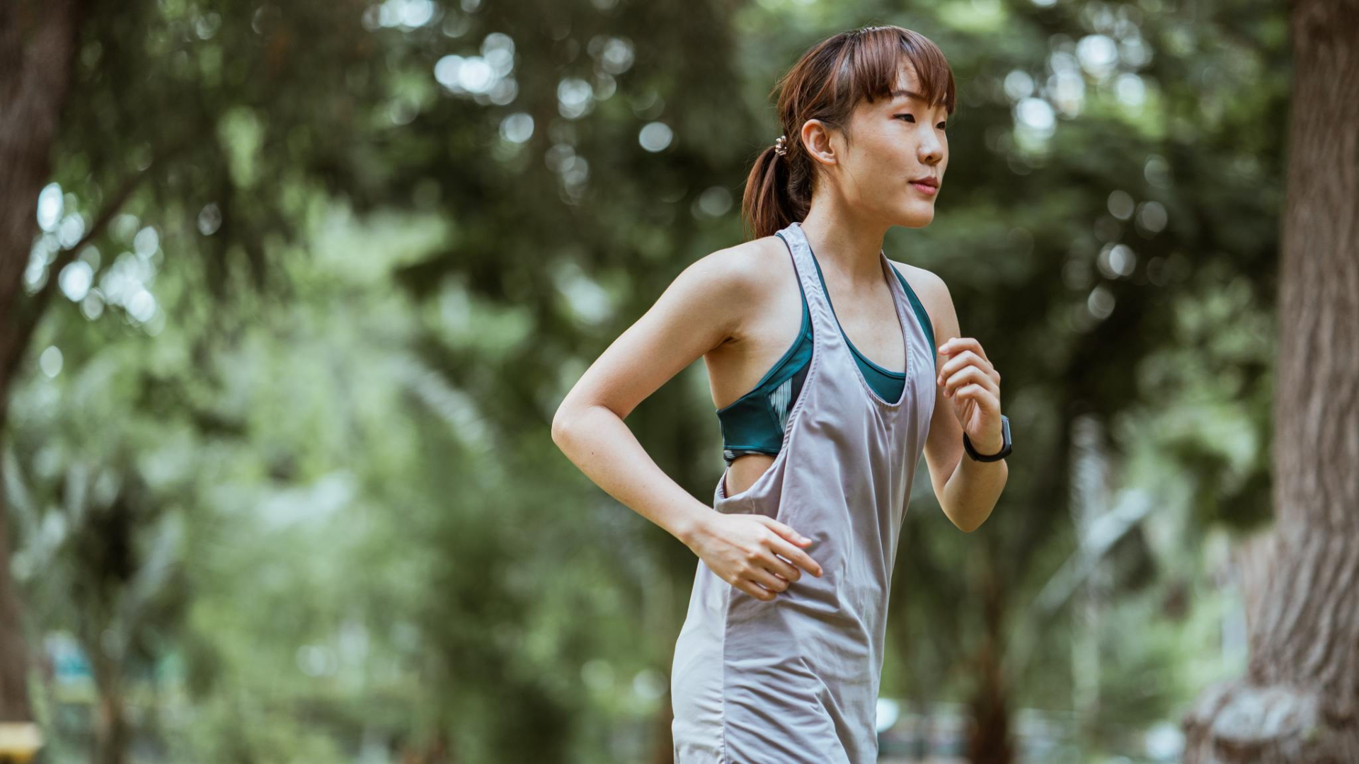 Hẹn đối tác chạy bộ 5-10 km rồi bàn công chuyện đang là mốt, đi ăn đi cà phê quá “lỗi thời” rồi- Ảnh 1.