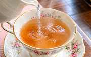 Người đàn ông mắc ung thư hạch vì 1 kiểu đựng đồ ăn quen thuộc, gia đình bất lực: Khuyên nhiều năm không được - Ảnh 2.
