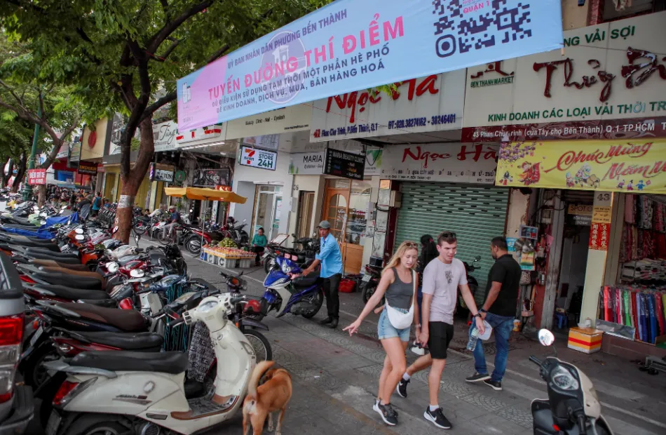 TP Hồ Chí Minh sẽ thí điểm phần mềm quản lý, thu phí sử dụng lòng đường, vỉa hè - Ảnh 1.