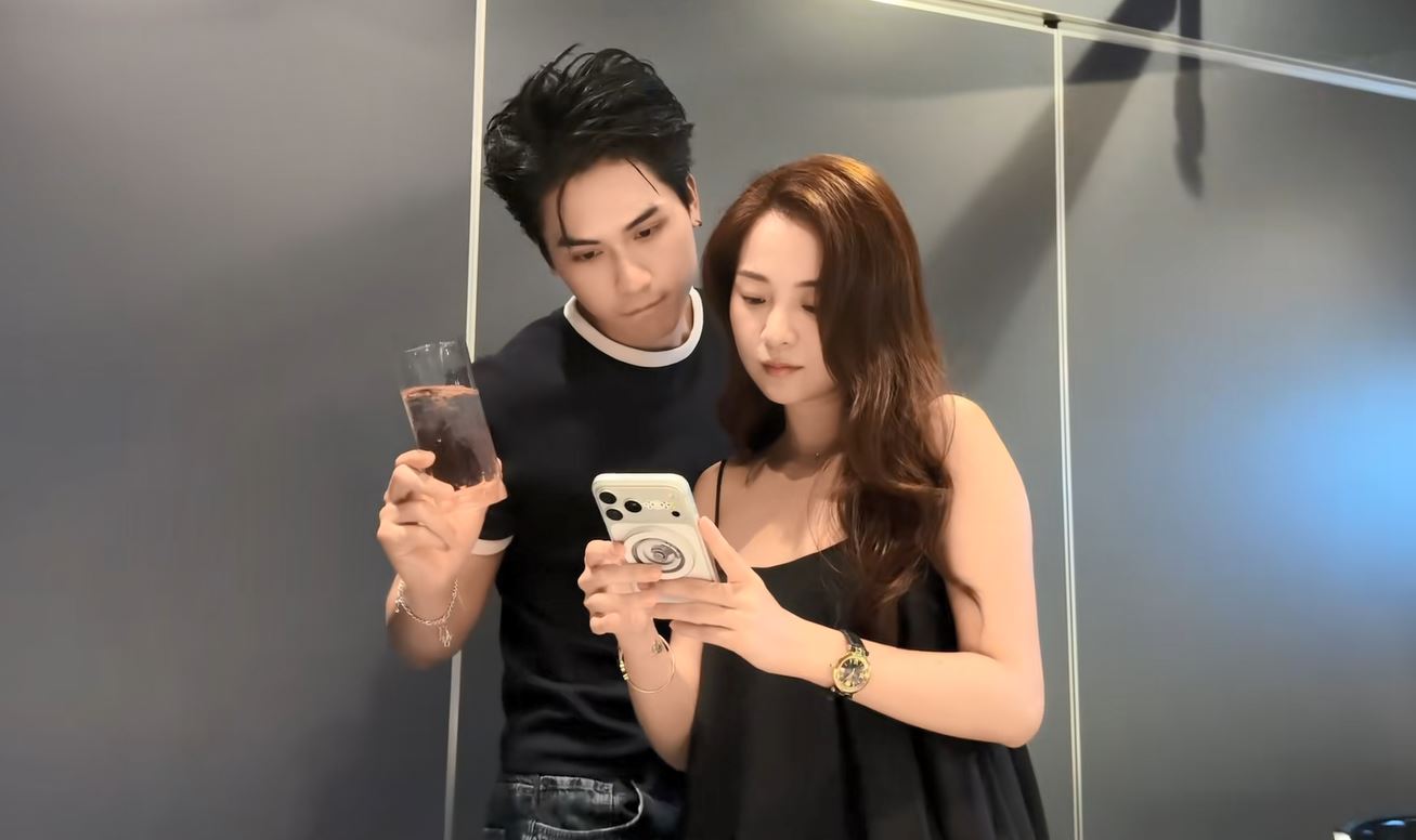 Cặp sao Vbiz lộ bằng chứng hẹn hò vì hành động thân mật của nhà gái, netizen khẳng định “chỉ vợ chồng mới làm vậy”- Ảnh 2.