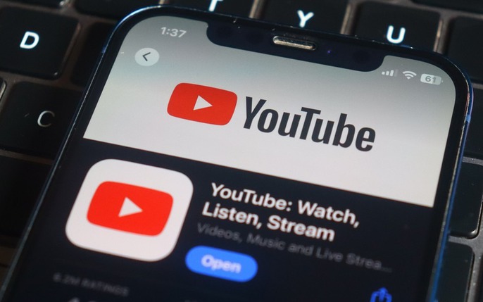 Không phải tự nhiên logo Netflix, Youtube, Coca-Cola và nhiều “ông lớn” khác lại có màu đỏ: Đây là vũ khí thị giác trong ngành Marketing!- Ảnh 4.