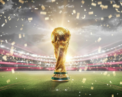 Nhóm ngành nào thường bội thu trong các mùa World Cup?