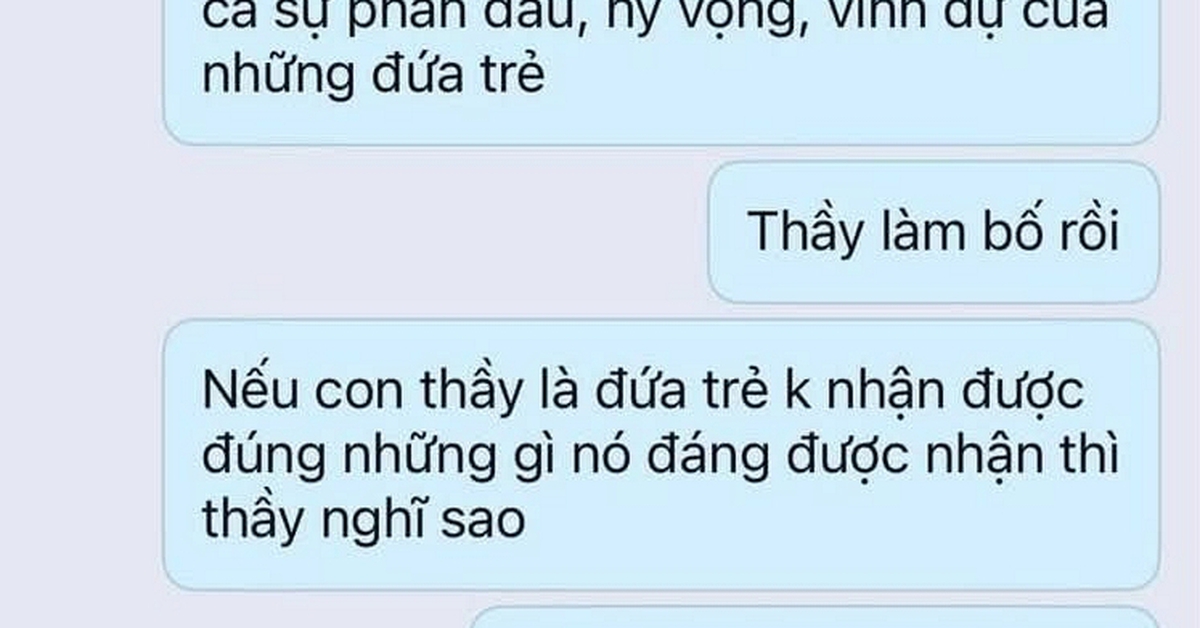 Màn “đòi quà” thầy giáo của hai mẹ con ở Hà Nội gây tranh cãi nhất lúc này: 100 nghìn đồng có đáng đánh đổi không?