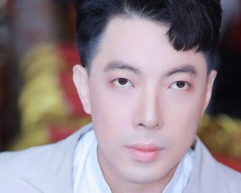 Nam ca sĩ Việt giải nghệ vì bệnh tật: Chưa kịp nổi tiếng thì mắc ung thư, trở thành người khiếm thị vẫn đi hát