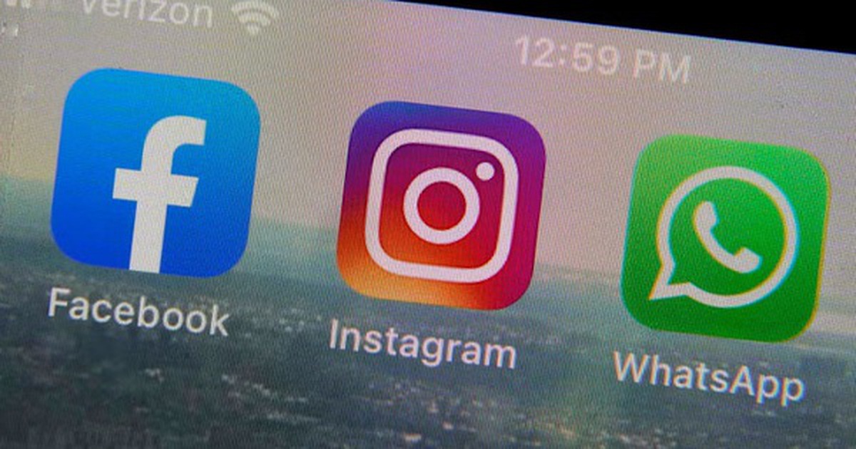 Trả phí cho Facebook: Biết được ai âm thầm theo dõi mình, bí mật xem Story người khác