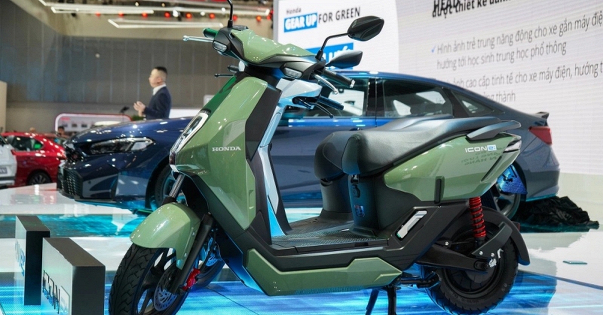 Xe máy điện Honda giảm kỷ lục gần 15 triệu đồng