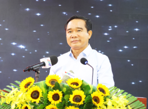Chủ tịch TP.HCM: Sẽ biến những dự án ngủ quên thành nhà máy, công trình hiện đại