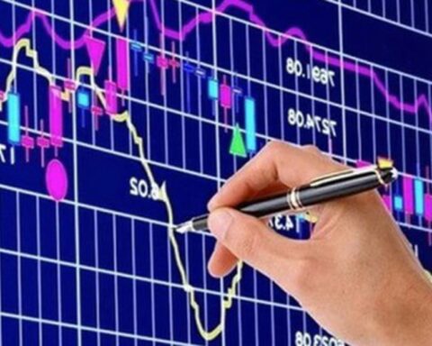 Sao Thăng Long giải trình việc cổ phiếu DST tăng trần 5 phiên liên tiếp
