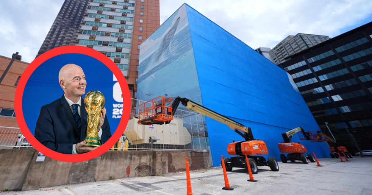 Phá hoại bức tranh tường khổng lồ để phục vụ World Cup 2026, FIFA bị hoạ sĩ kiện, đòi bồi thường 650 tỷ
