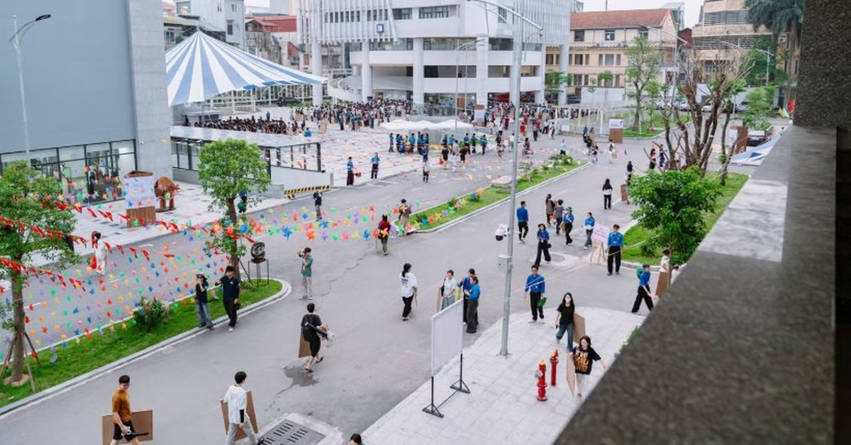 Một trường THPT mới được thành lập giữa lòng đại học ở Hà Nội, có gì đặc biệt?
