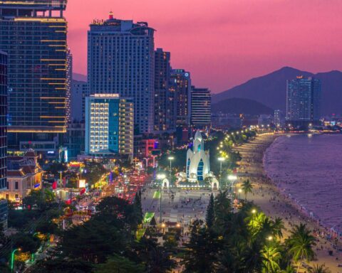 Festival Island: Lời giải cho khoảng trống kinh tế đêm của Nha Trang