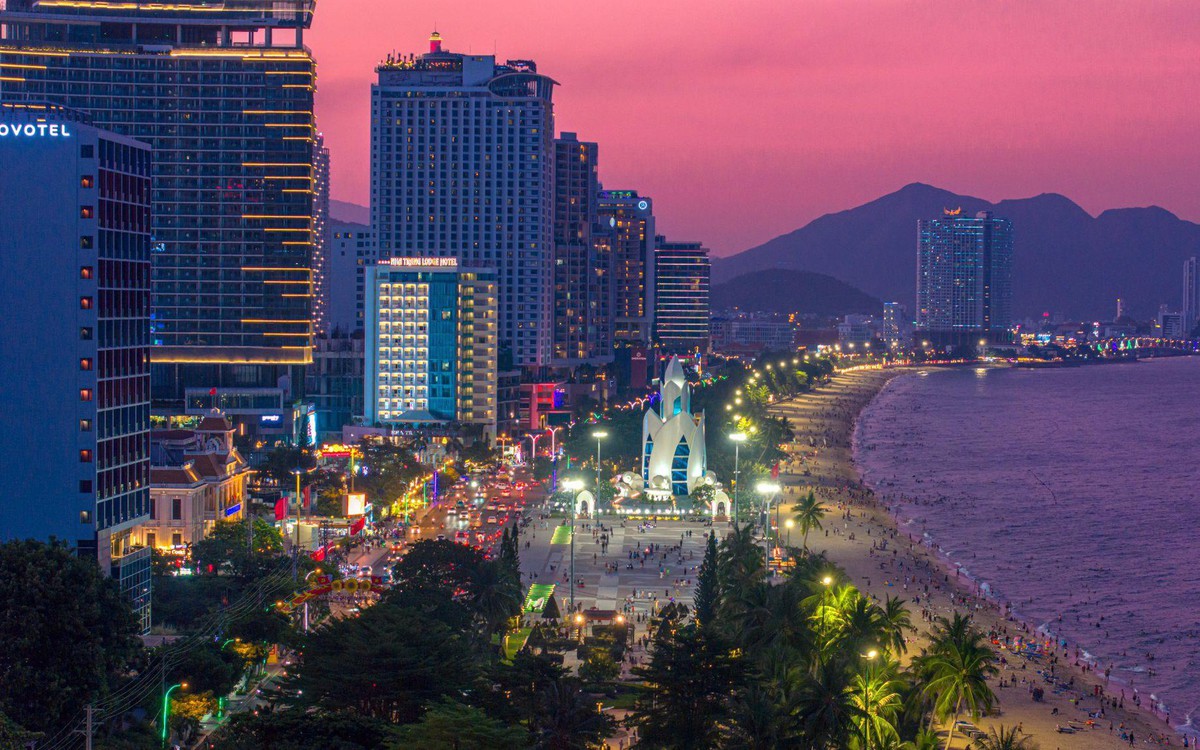 Festival Island: Lời giải cho khoảng trống kinh tế đêm của Nha Trang