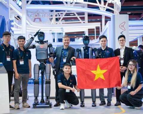 Tỷ phú Phạm Nhật Vượng vừa đưa một sản phẩm đặc biệt ra sân chơi quốc tế
