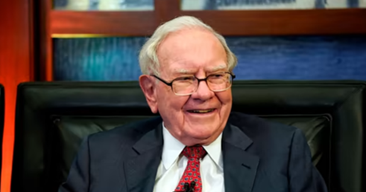 Chế độ ăn “như trẻ 6 tuổi” giúp tỉ phú Warren Buffett 95 tuổi vẫn khỏe mạnh, minh mẫn, bác sĩ tiết lộ: Bí quyết không nằm ở những gì bạn ăn!