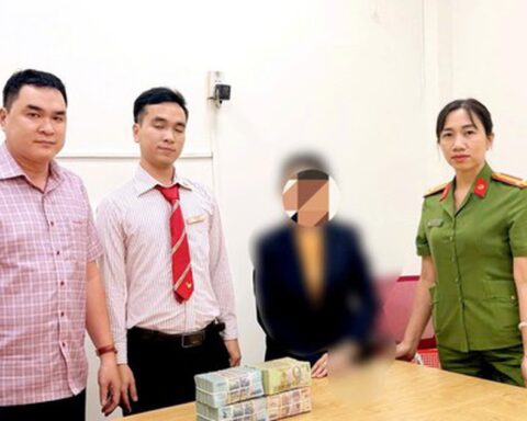 Người phụ nữ ở Đồng Nai bị cuốn vào thủ đoạn “dụ dỗ tình cảm”