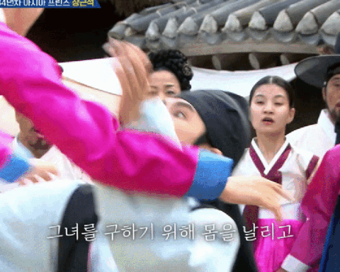 Đời tư chấn động của “hoàng tử” Jang Geun Suk: Yêu Ha Ji Won hơn 9 tuổi, say rượu gọi điện quấy rầy bạn gái cũ