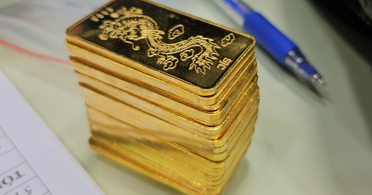 Thứ Hai mua vàng, đến thứ Bảy lỗ gần 13 triệu