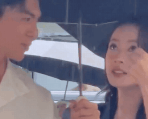 Chi Pu và mỹ nam 6 múi che chung chiếc ô, mưa ướt điện thoại cũng không che được hào quang này