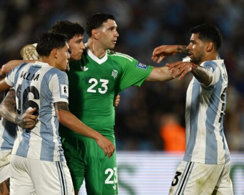 Cú sốc cho Argentina của Messi trước World Cup