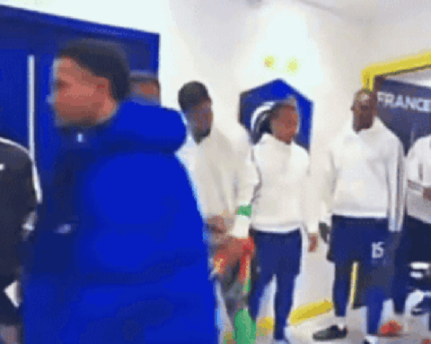 8,2 triệu người xem Kanté phớt lờ, không bắt tay với Mbappé, nghi vấn tuyển Pháp lục đục trước World Cup 2026