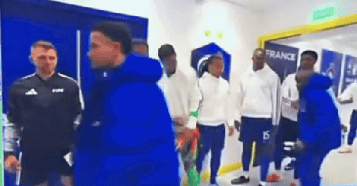 8,2 triệu người xem Kanté phớt lờ, không bắt tay với Mbappé, nghi vấn tuyển Pháp lục đục trước World Cup 2026