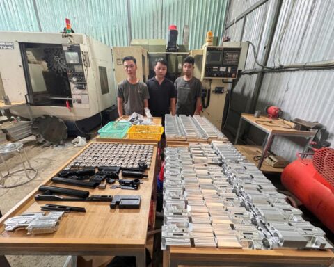 60 CBCS đồng loạt khám xét khẩn cấp 2 địa điểm, triệu tập Nguyễn Thị Quỳnh Như và nhiều người