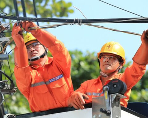 EVN nói gì về khoản tiền gửi, đầu tư tài chính ngắn hạn hơn 152.000 tỉ đồng?
