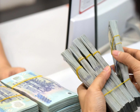 Lãi vay tăng mạnh, nhiều người tìm cách cắt lỗ chung cư