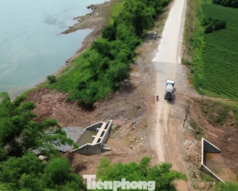 Dự án cấp bách ngăn lũ, chống ngập 600 tỷ thi công kiểu ‘rùa bò’