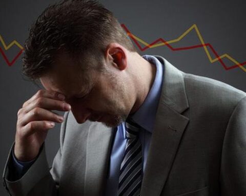 Chứng khoán Việt Nam làm sao thế ?