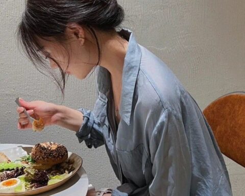 Các bác sĩ thừa nhận: Dấu hiệu nguy hiểm nhất của ung thư dạ dày không phải đau bụng, mà là 3 thay đổi…
