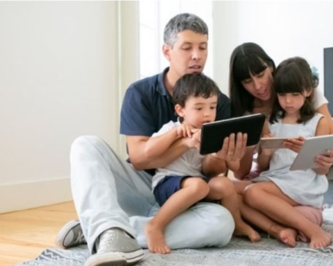 6 tỷ người dùng Internet và nỗi sợ âm thầm của những ông bố bà mẹ có con nhỏ