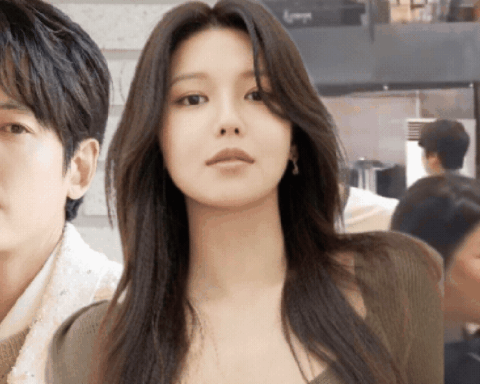 Sooyoung (SNSD) lộ diện sau chia tay bạn trai 14 năm Jung Kyung Ho, có thái độ khiến nhiều người không tin vào mắt mình