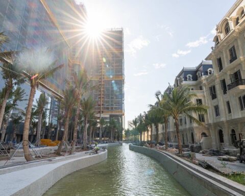 Dự án hàng hiệu Noble Crystal Tay Ho WorldHotels Residences tăng tốc về đích, dự kiến bàn giao từ Quý 1/2027