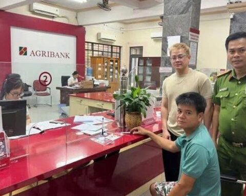Tài khoản phát sinh giao dịch 118 triệu đồng, một hộ kinh doanh phải đến trình báo công an