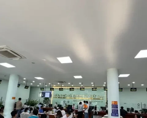 TPHCM: Nộp thủ thủ tục đất đai trực tuyến, nhận kết quả sau 2 giờ