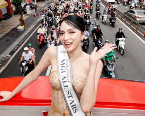 Sở Văn hóa và Thể thao TP.HCM lên tiếng về vụ Hương Giang diễu hành trên xe buýt 2 tầng