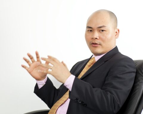 Ngày 1,2 triệu thí sinh hỏi “Steve Jobs Việt Nam là ai?”, CEO BKAV Nguyễn Tử Quảng tròn 51 tuổi