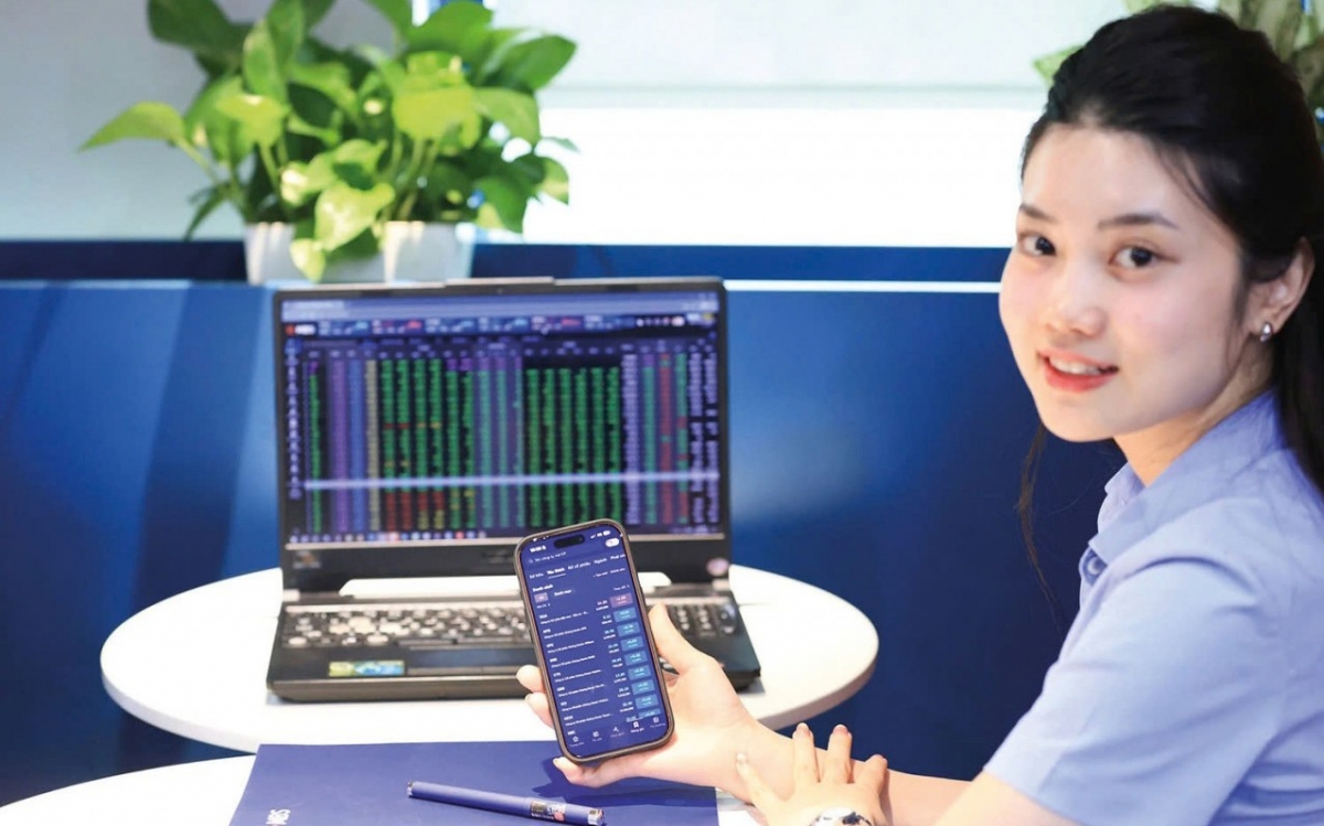 Cẩn trọng bài toán dòng tiền khi “tay ngang” đầu tư chứng khoán