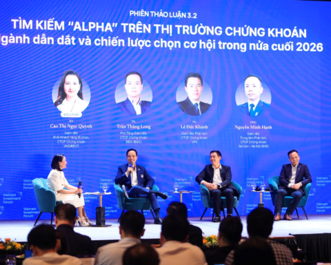 Nhóm ngành nào có thể “hút tiền” trở lại trong 6-12 tháng tới?
