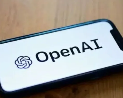 OpenAI và Anthropic đối mặt chỉ trích vì cảnh báo rủi ro AI trước thềm IPO