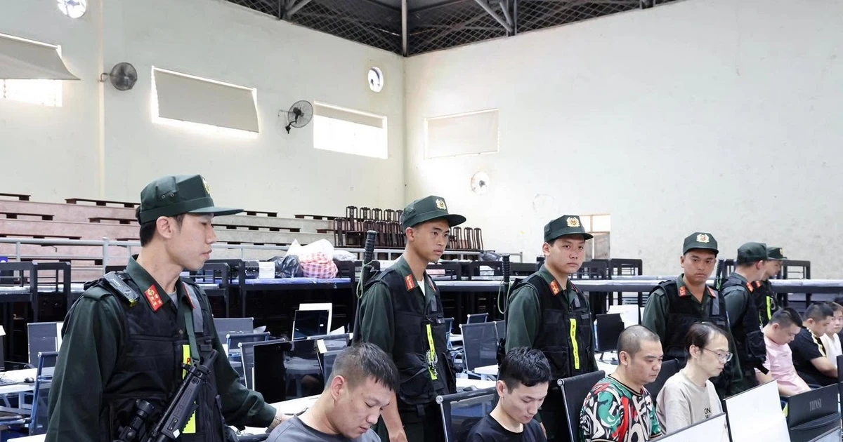 Bóc gỡ từ ổ nhóm lừa đảo công nghệ cao xuyên quốc gia
