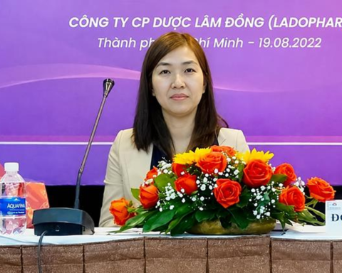 Đang làm Tổng Giám đốc bất ngờ bị sa thải, người phụ nữ đòi bồi thường 2 tỷ, toà phán quyết ra sao?