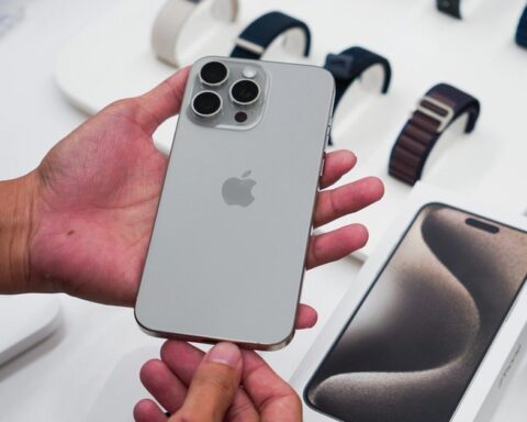 3 chiếc iPhone cũ rớt giá cực mạnh đáng mua nhất hiện nay
