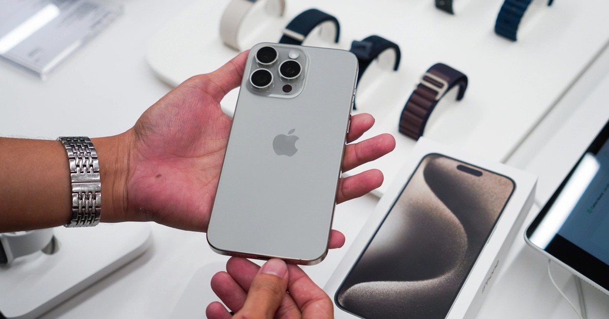 3 chiếc iPhone cũ rớt giá cực mạnh đáng mua nhất hiện nay